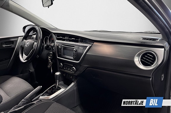 Toyota Auris 11 of 20