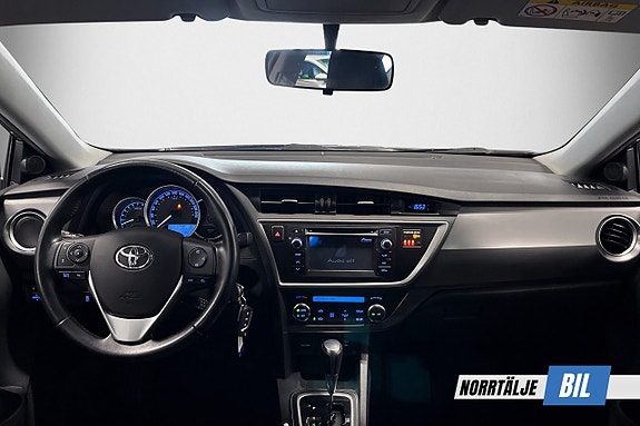 Toyota Auris 3 of 20