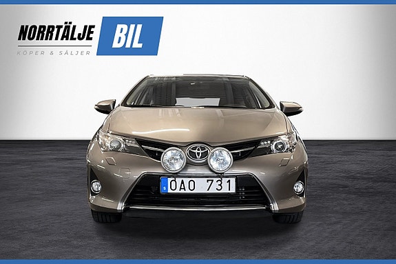 Toyota Auris 6 of 20
