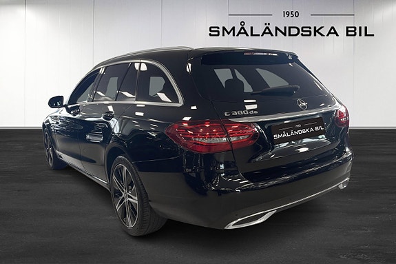Mercedes-Benz C300 de 3 of 11