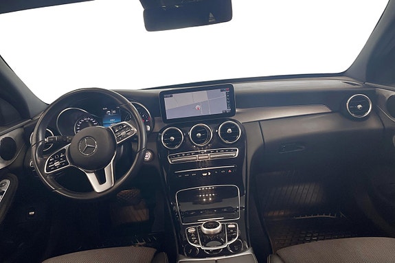 Mercedes-Benz C300 de 8 of 11
