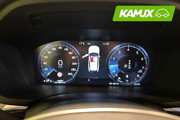 Volvo XC60 12 of 24