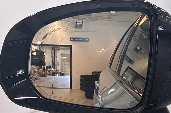 Volvo XC60 22 of 29