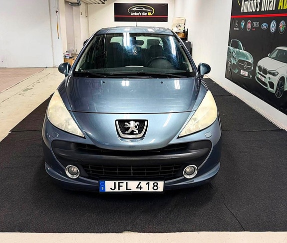 Peugeot 207 4 of 17