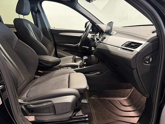 BMW X1 8 of 17