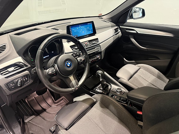 BMW X1 11 of 17