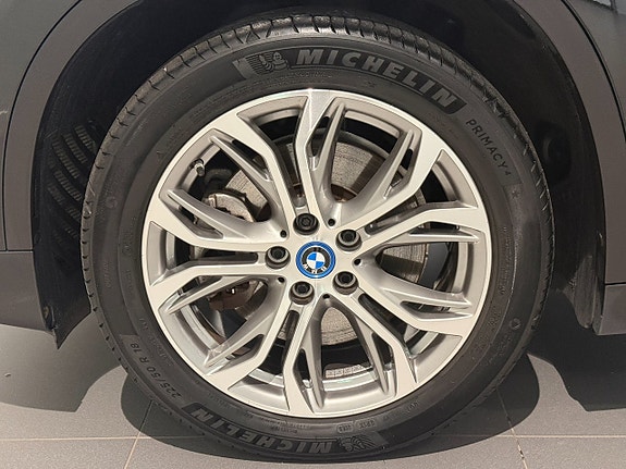 BMW X1 5 of 17