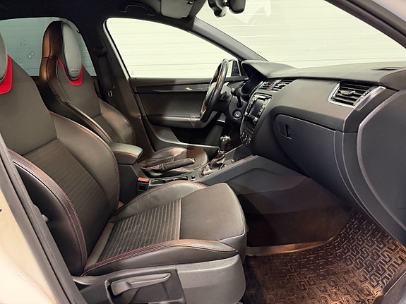 Skoda Octavia RS 12 of 21
