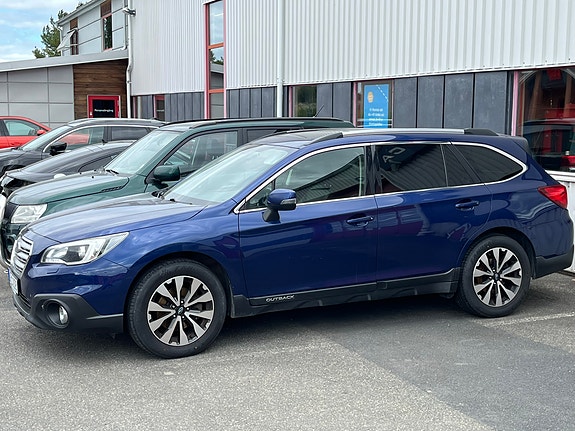 Subaru Outback 3 of 5