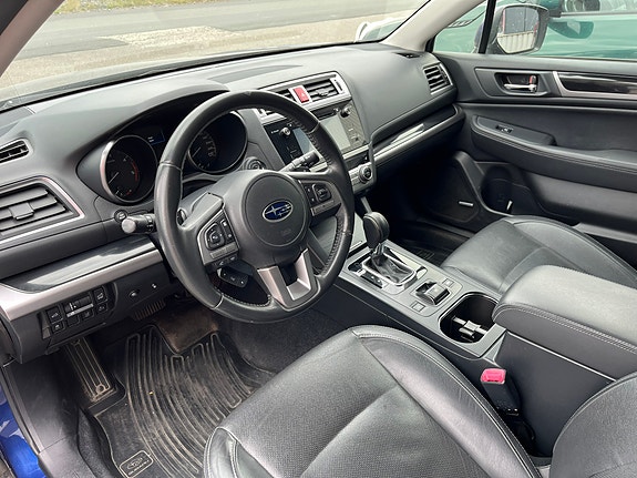 Subaru Outback 4 of 5