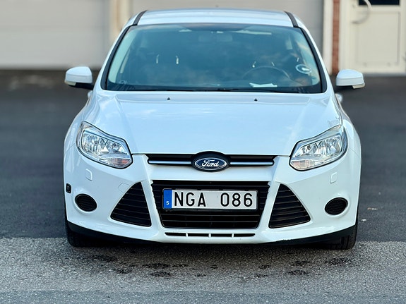 Ford Focus 2 of 11