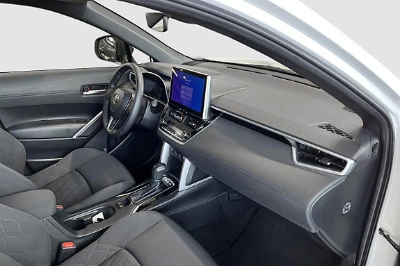 Toyota Corolla Cross 12 of 16