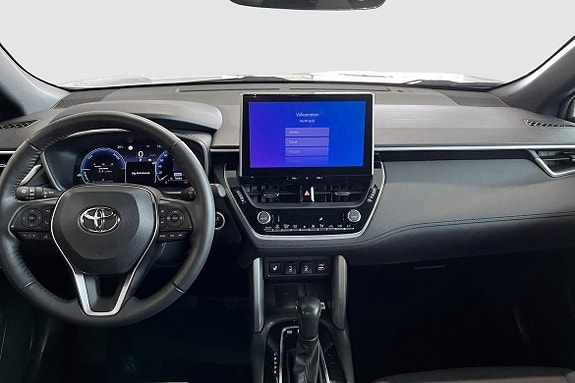 Toyota Corolla Cross 14 of 16