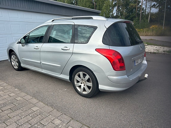 Peugeot 308 SW 5 of 11