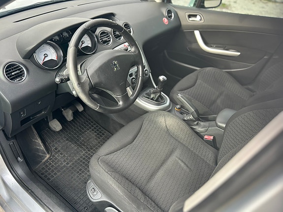 Peugeot 308 SW 6 of 11
