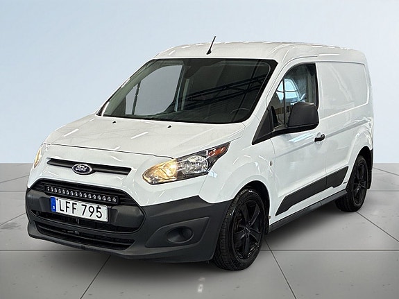 Ford Transit Connect 4 of 22