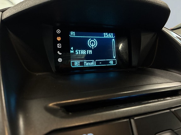 Ford Transit Connect 13 of 22