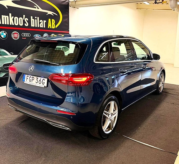 Mercedes-Benz B250 e 8 of 21