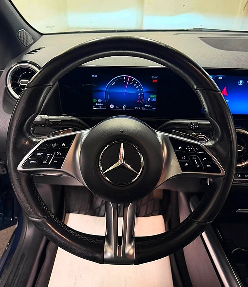 Mercedes-Benz B250 e 14 of 21