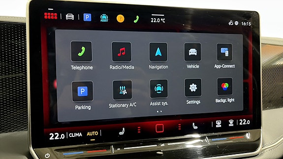 Volkswagen Passat 18 of 22