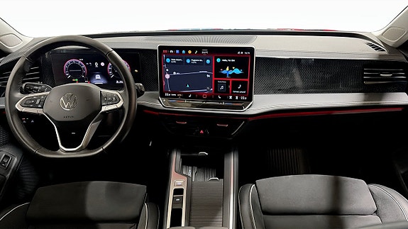 Volkswagen Passat 10 of 22