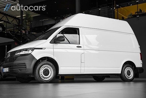 Volkswagen Transporter 4 of 30