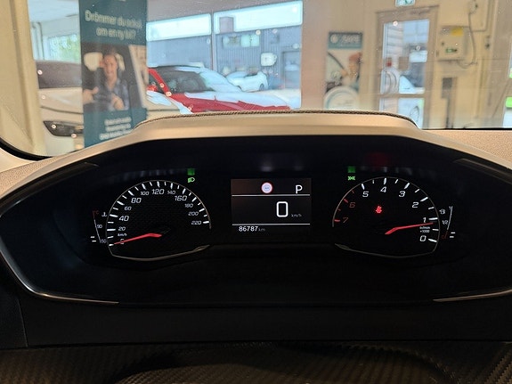 Peugeot 208 11 of 22