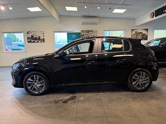 Peugeot 208 18 of 22