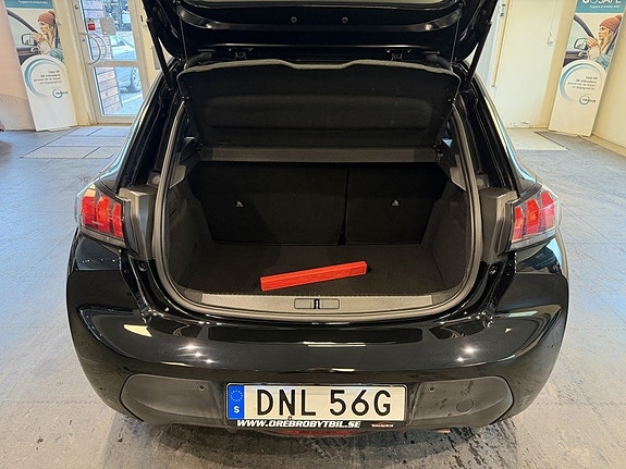 Peugeot 208 20 of 22