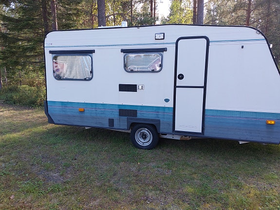 Adria 470 2 of 2