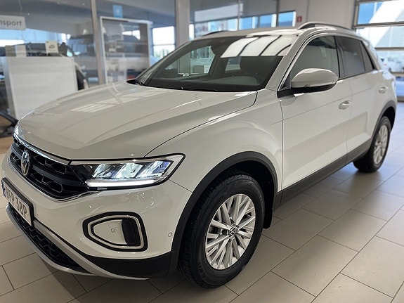 Volkswagen T-Roc 10 of 19