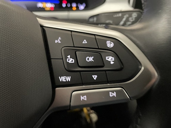 Volkswagen T-Roc 15 of 19