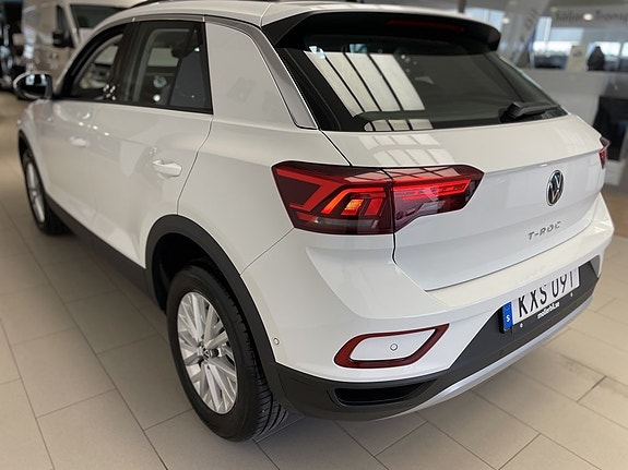 Volkswagen T-Roc 9 of 19