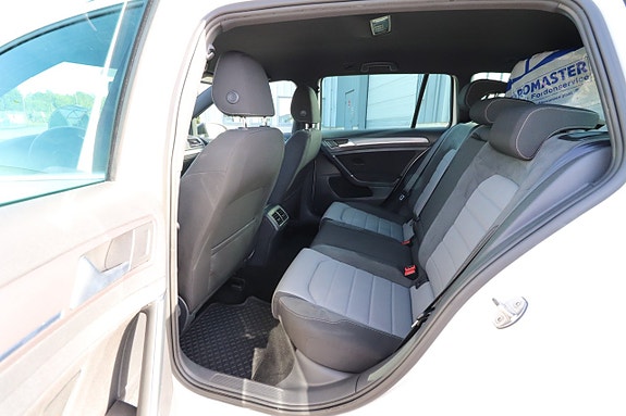 Volkswagen Golf I 14 of 25
