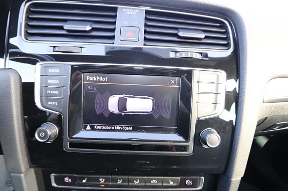 Volkswagen Golf I 18 of 25