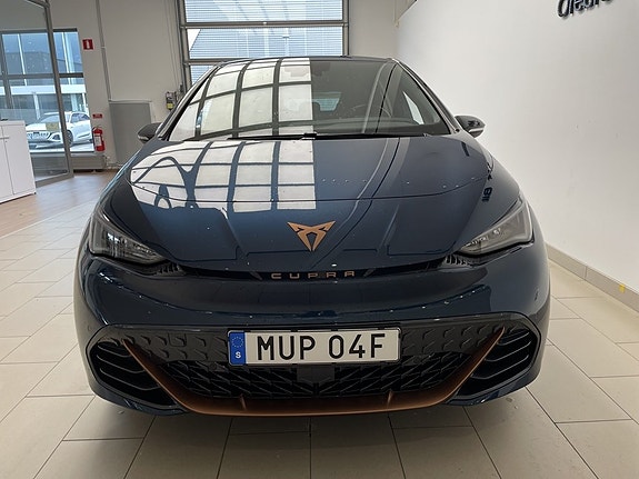Cupra Born 3 of 21