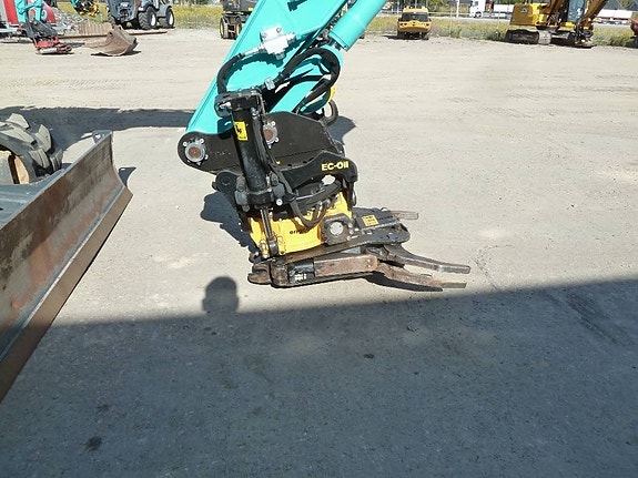 Kobelco SK75SR-7 / 1.600 tinm. 5 of 18