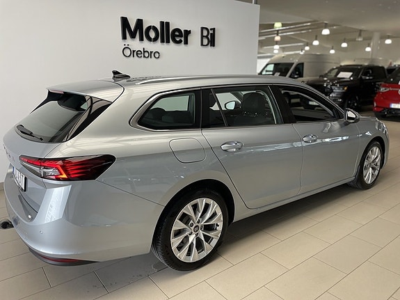 Skoda Superb 7 of 21