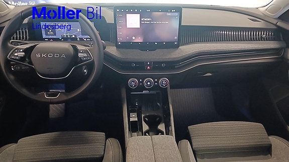 Skoda Superb 11 of 27