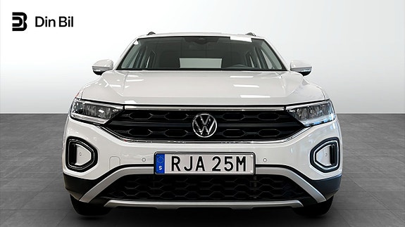 Volkswagen T-Roc 4 of 12