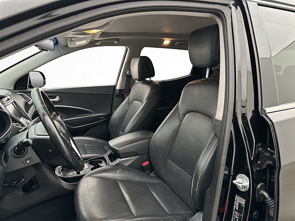 Hyundai Santa Fe 9 of 30