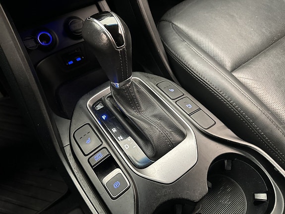 Hyundai Santa Fe 24 of 30
