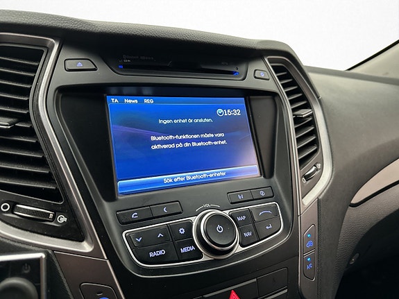Hyundai Santa Fe 22 of 30