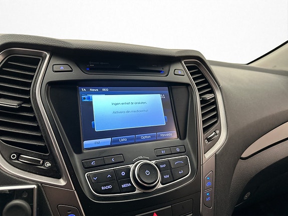 Hyundai Santa Fe 21 of 30