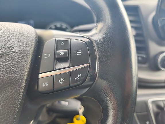 Ford Transit 9 of 13