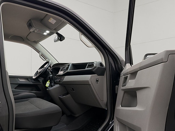 Volkswagen Transporter 27 of 30