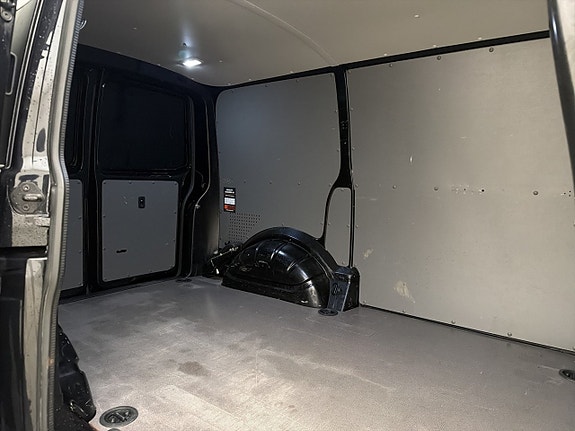 Volkswagen Transporter 14 of 30