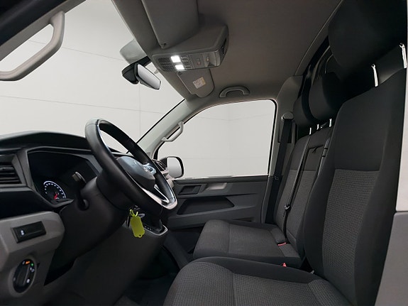 Volkswagen Transporter 17 of 30