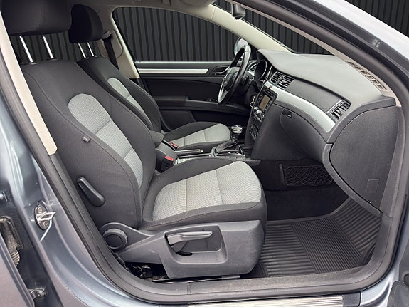 Skoda Superb 12 of 18
