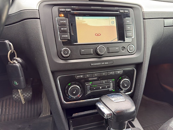 Skoda Superb 17 of 18